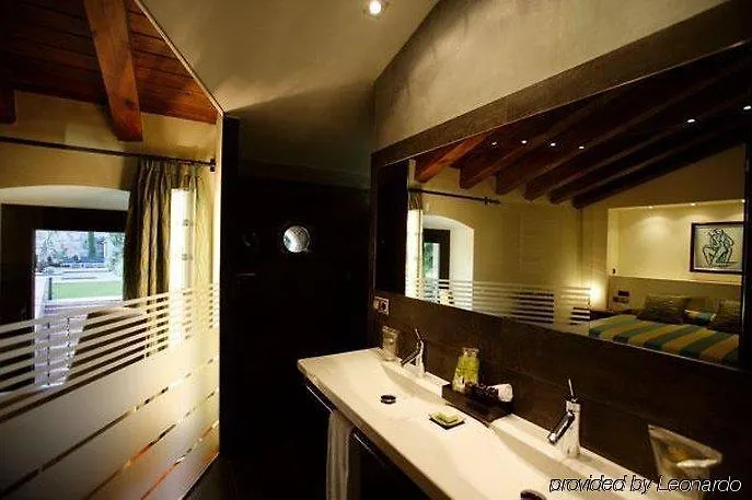 Hotel Castell De L'Oliver Mataro 4*,