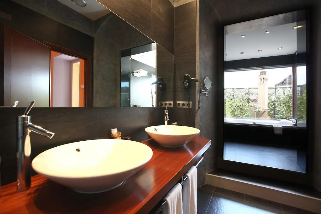 Hotel Castell De L'Oliver Mataro